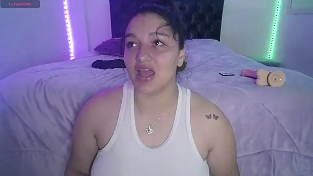 Snapshot of Laurenkenner_ chatting on May 2026 06:38:02 PM Laurenkenner online show from May 2026 06:38:02 PM
