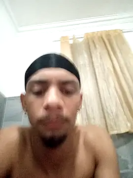 29YOURZ 28  online show from December 2024 08:18:01 PM