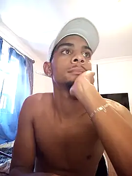 29YOURZ 28  online show from December 2024 11:00:01 AM