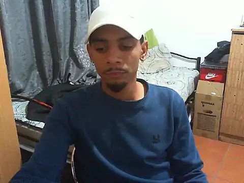 29YOURZ 28  online show from September 2025 06:13:02 PM