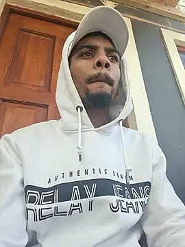 29YOURZ 28  online show from October 2025 10:37:02 AM