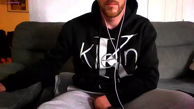 Snapshot of _NakedChef_ chatting on February 2026 03:45:02 PM NakedChef online show from February 2026 03:45:02 PM