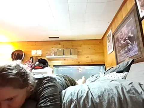 Ryan and Aurora online show from February 2026 02:55:02 AM