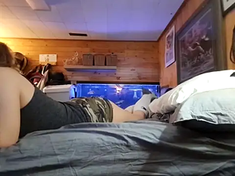 Ryan and Aurora online show from March 2026 11:09:01 PM