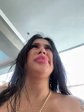 kiim taaylor online show from February 2025 11:34:02 AM