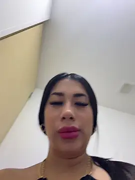 Snapshot of kiim_taaylor chatting on June 2026 12:11:02 PM kiim taaylor online show from June 2026 12:11:02 PM