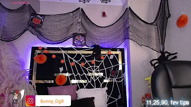 Bunny O online show from November 2025 09:06:01 PM