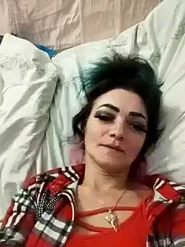 SweetLeila40 online show from January 2025 01:17:01 AM