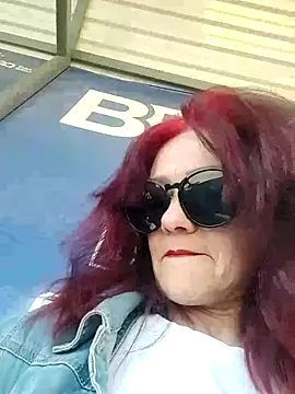 Snapshot of SweetLeila40 chatting on May 2026 12:48:01 PM SweetLeila40 online show from May 2026 12:48:01 PM