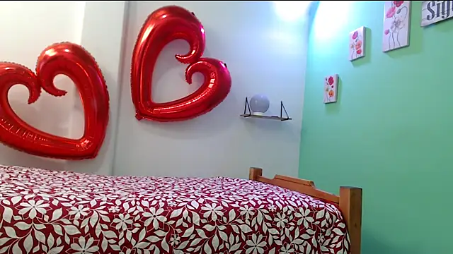 evaleribigtits18 online show from February 2026 11:56:02 PM