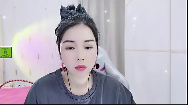 HK angelchloe online show from October 2025 12:51:02 AM