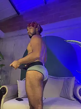 Snapshot of noah_jones__ chatting on February 2026 10:36:02 AM noah jones online show from February 2026 10:36:02 AM