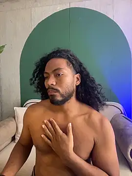 Snapshot of noah_jones__ chatting on February 2026 04:04:01 PM noah jones online show from February 2026 04:04:01 PM