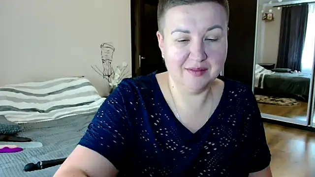 Annet1912 online show from September 2025 07:41:01 AM