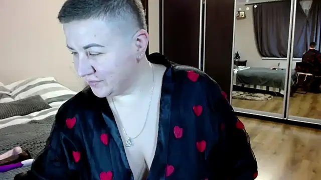 Snapshot of Annet1912 chatting on February 2026 07:54:01 PM Annet1912 online show from February 2026 07:54:01 PM