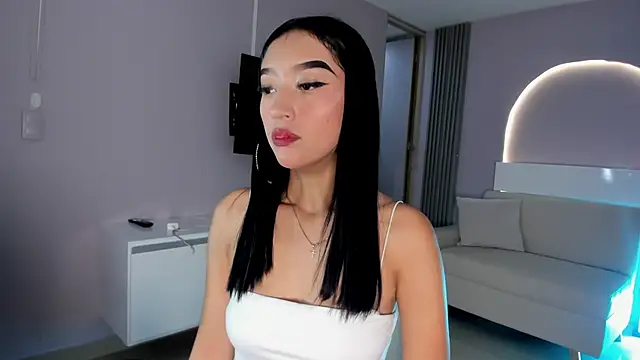 millieskinny  online show from October 2025 11:28:02 PM