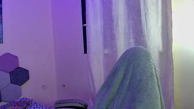 Horny tgn online show from October 2025 06:27:02 PM