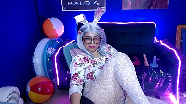 Snapshot of X_CHERRY_XX chatting on December 2024 12:33:02 AM X CHERRY XX online show from December 2024 12:33:02 AM