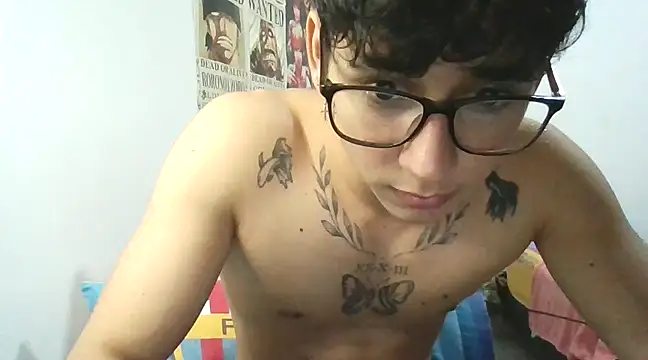 Snapshot of Dillom420 chatting on March 2025 05:32:01 AM Dillom420 online show from March 2025 05:32:01 AM