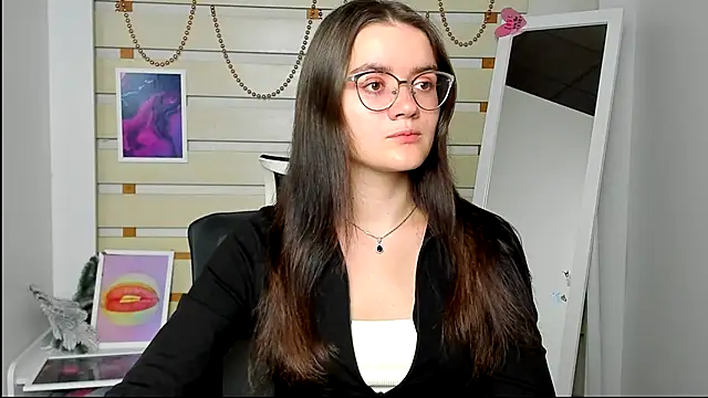 Snapshot of Josephine_jo chatting on September 2025 06:35:01 AM Josephine jo online show from September 2025 06:35:01 AM