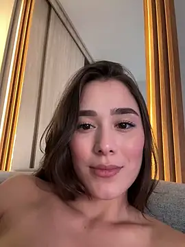 Snapshot of FridaKlein chatting on January 2025 12:18:01 AM FridaKlein online show from January 2025 12:18:01 AM