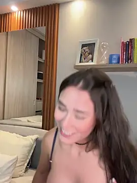 Snapshot of FridaKlein chatting on February 2025 12:14:01 AM FridaKlein online show from February 2025 12:14:01 AM