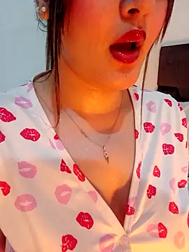 im here- online show from January 2026 07:34:01 PM