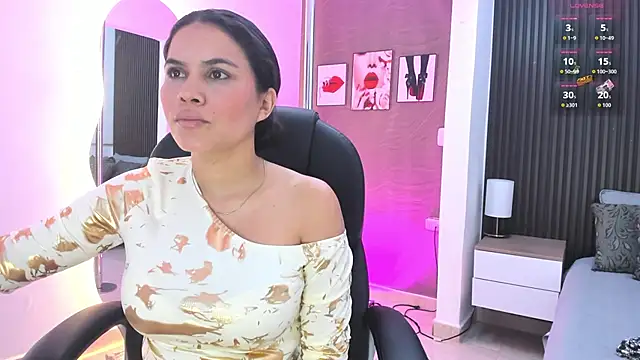 natasha  jackson online show from November 2025 12:26:01 PM