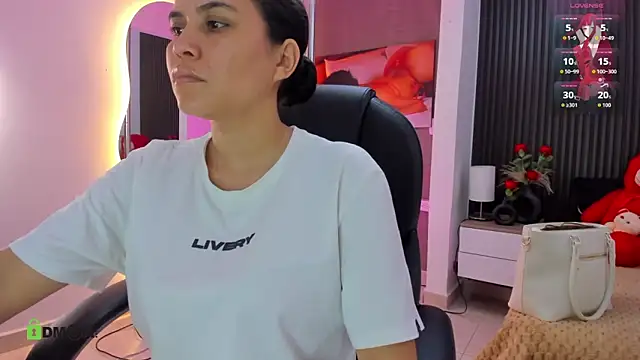 natasha  jackson online show from February 2026 12:08:01 PM