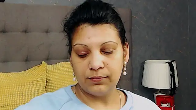 AmyCubes online show from March 2025 04:25:01 AM