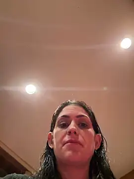 Snapshot of CjNDee_honeyNivory chatting on March 2025 06:13:02 AM CjNDee honeyNivory online show from March 2025 06:13:02 AM