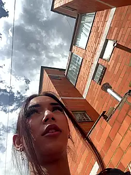 Nikol Rang   online show from November 2025 06:31:01 PM