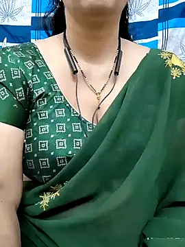 Snapshot of bhuvana555 chatting on January 2025 04:33:01 AM bhuvana555 online show from January 2025 04:33:01 AM