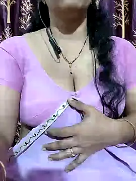 Snapshot of bhuvana555 chatting on January 2025 09:18:01 PM bhuvana555 online show from January 2025 09:18:01 PM