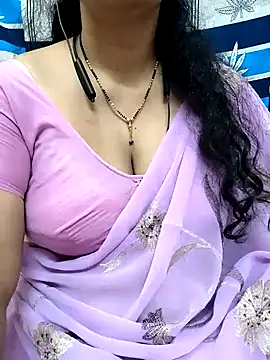 Snapshot of bhuvana555 chatting on February 2025 06:51:02 AM bhuvana555 online show from February 2025 06:51:02 AM