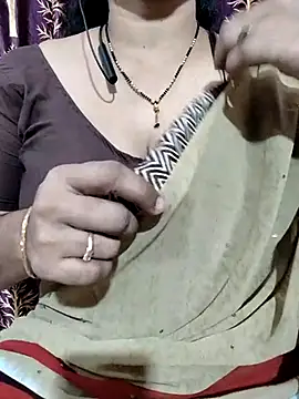 Snapshot of bhuvana555 chatting on February 2025 09:16:02 PM bhuvana555 online show from February 2025 09:16:02 PM