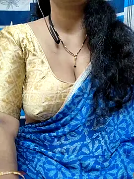 Snapshot of bhuvana555 chatting on February 2025 04:09:02 AM bhuvana555 online show from February 2025 04:09:02 AM