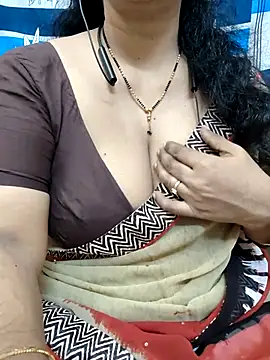 Snapshot of bhuvana555 chatting on February 2025 04:16:02 AM bhuvana555 online show from February 2025 04:16:02 AM