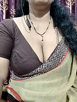 Snapshot of bhuvana555 chatting on March 2025 05:43:02 PM bhuvana555 online show from March 2025 05:43:02 PM