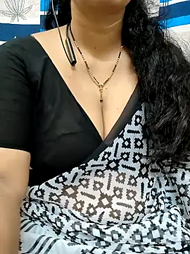 Snapshot of bhuvana555 chatting on March 2025 03:09:02 AM bhuvana555 online show from March 2025 03:09:02 AM