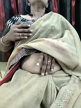 Snapshot of bhuvana555 chatting on September 2025 04:52:02 PM bhuvana555 online show from September 2025 04:52:02 PM