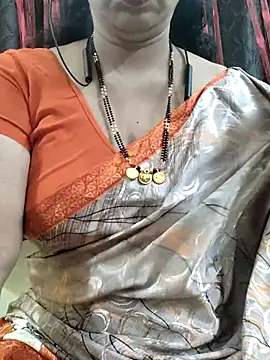 Snapshot of bhuvana555 chatting on September 2025 04:31:02 PM bhuvana555 online show from September 2025 04:31:02 PM