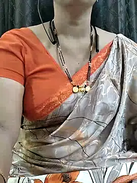Snapshot of bhuvana555 chatting on September 2025 05:18:02 PM bhuvana555 online show from September 2025 05:18:02 PM