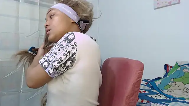 katty ebonny online show from January 2026 12:27:01 AM