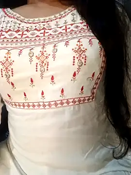 Rina777o online show from October 2025 05:47:02 PM