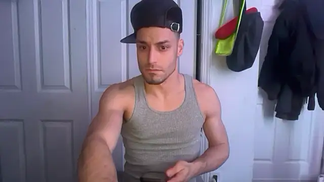 Snapshot of hot_shot_13 chatting on February 2026 07:04:02 AM hot shot 13 online show from February 2026 07:04:02 AM