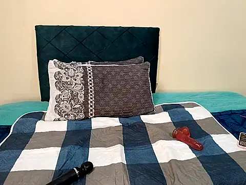 chloechrome online show from March 2025 05:25:02 PM