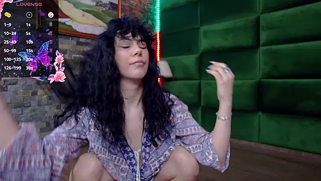 SelenSummer online show from February 2026 07:56:01 PM