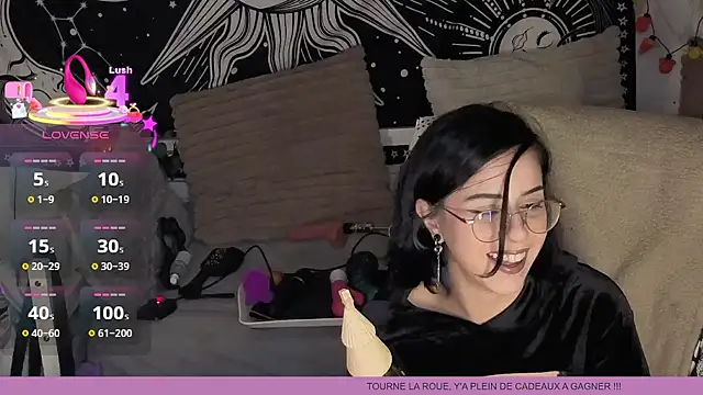 LisandreLaVenale online show from November 2025 09:46:02 PM