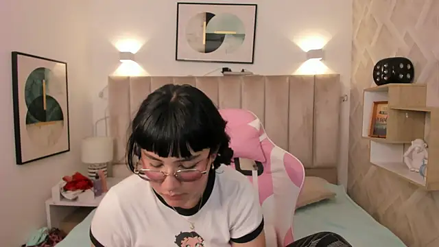 Haru Bonny online show from February 2026 08:47:01 PM